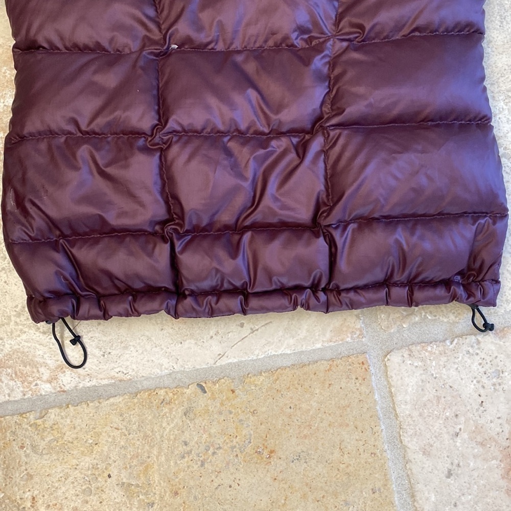 Hi-Tec Women's Down Vest S Hooded Maroon Puffer activewear outdoors warm winter - Picture 4 of 12